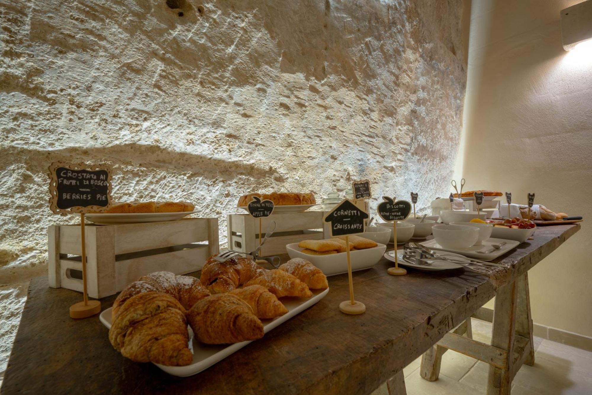 Tufo Bianco Relais Massafra