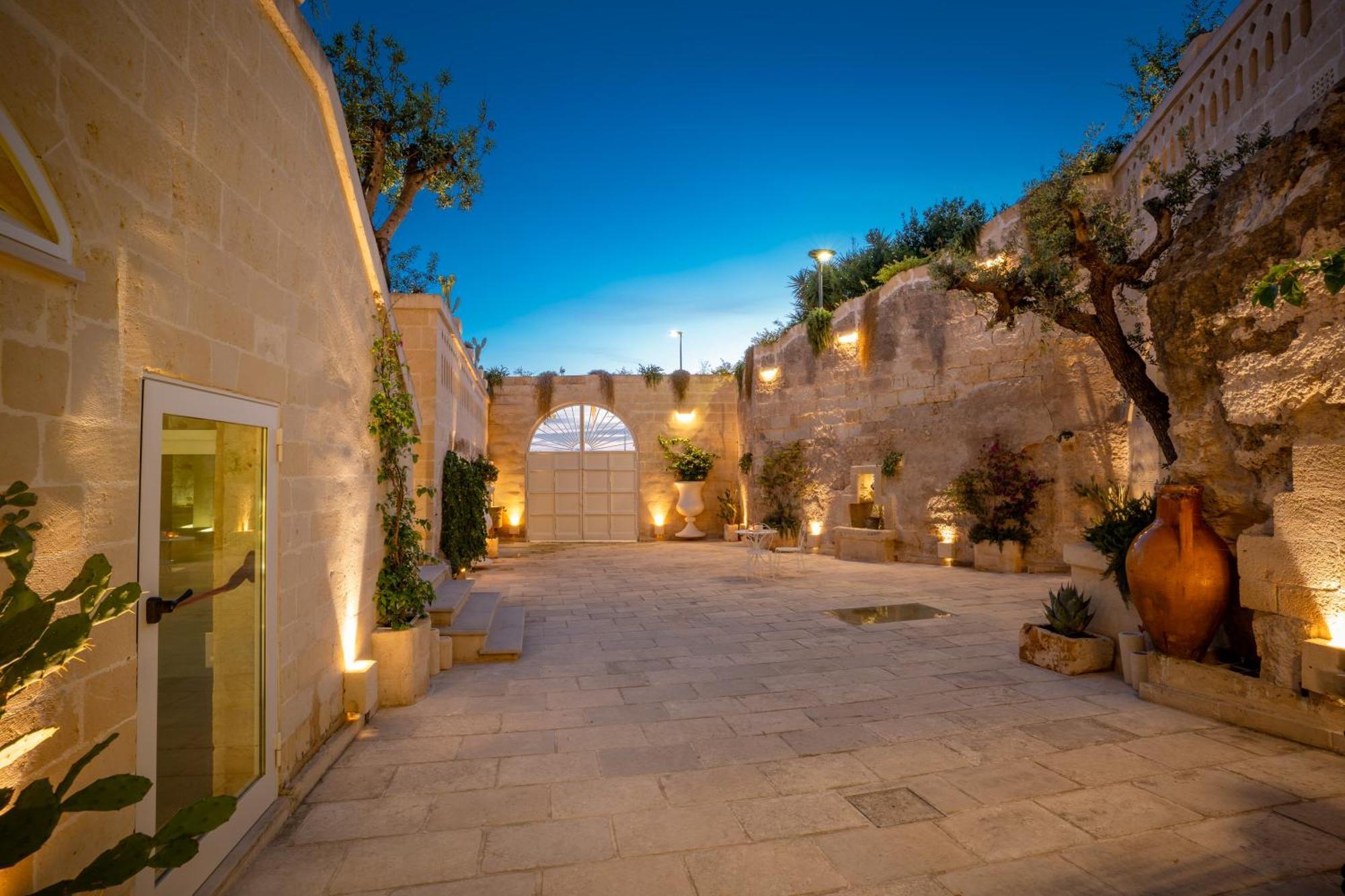 Tufo Bianco Relais Bed & Breakfast Massafra